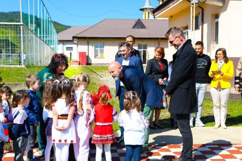 Grădinița „Prichindelul” din Lopătari, renovată de Asociația BookLand 18901802