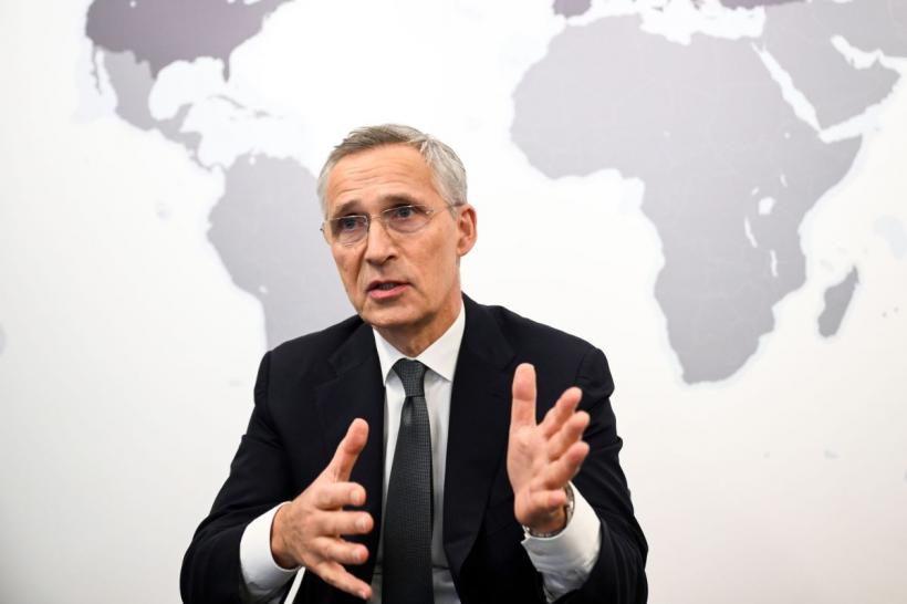 Stoltenberg: Aliații trebuie să asigure continuitatea sprijinului militar pentru Ucraina