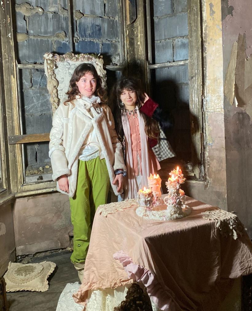 Au studiat afară, au revenit în țară 18902156