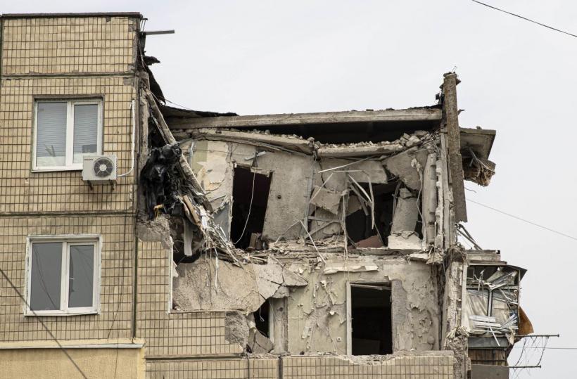 Bombardamentele ruseşti din Nikopol au ucis civili 18902391