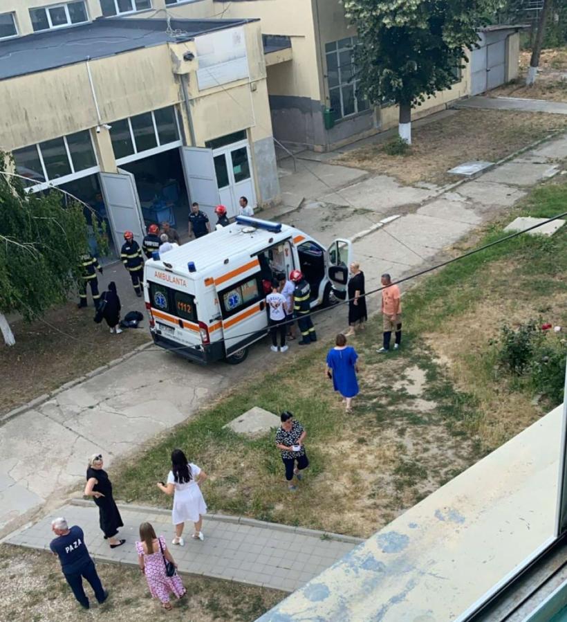 Sudau o machetă: Explozie în atelierul Liceului Tehnologic &quot;Dimitrie Bolintineanu&quot; din orașul Bolintin Vale. Doi elevi au ajuns în spital