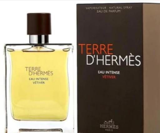 Cele mai bune 15 parfumuri bărbătești în 2024 18902473