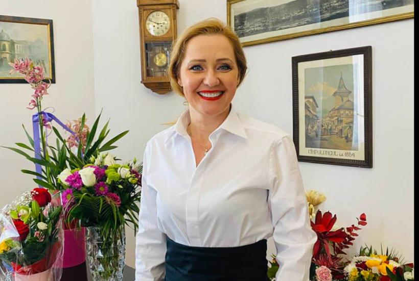 Elena Lasconi, scor de aproape 70 la sută pentru un nou mandat la primăria Câmpulung Muscel