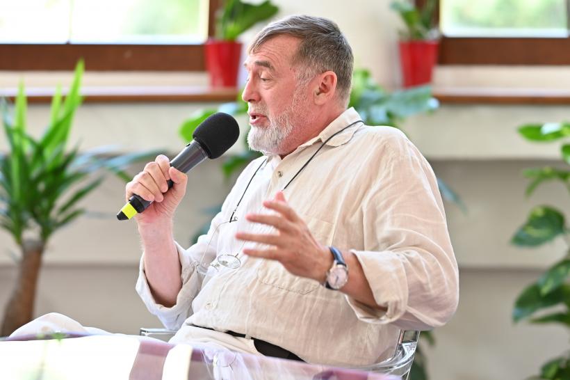 Octavian Saiu şi Matei Vişniec intră în dialog cu mari personalități ale lumii artistice în cadrul conferinţelor de la FITS 2024 18902839