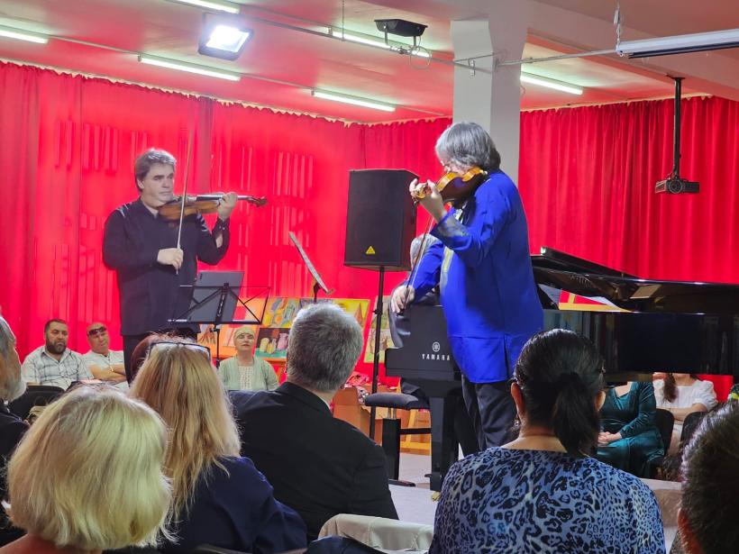 Stradivarius vs. Guarneri - confruntări cu săli pline în țară și în Republica Moldova. Turneul Național Duelul Viorilor continuă la Iași (11 iunie) și Caracal (12 iunie) 18902921