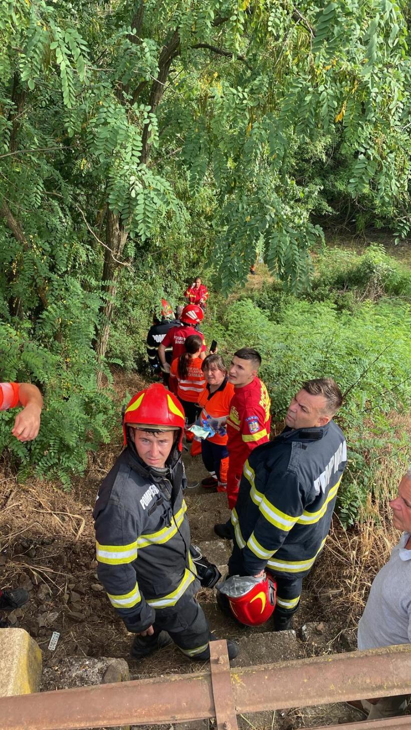 Un tren de călători cu 200 de pasageri a deraiat la intrare în Atârnați. A fost activat Planul Roșu de Intervenție 18902988