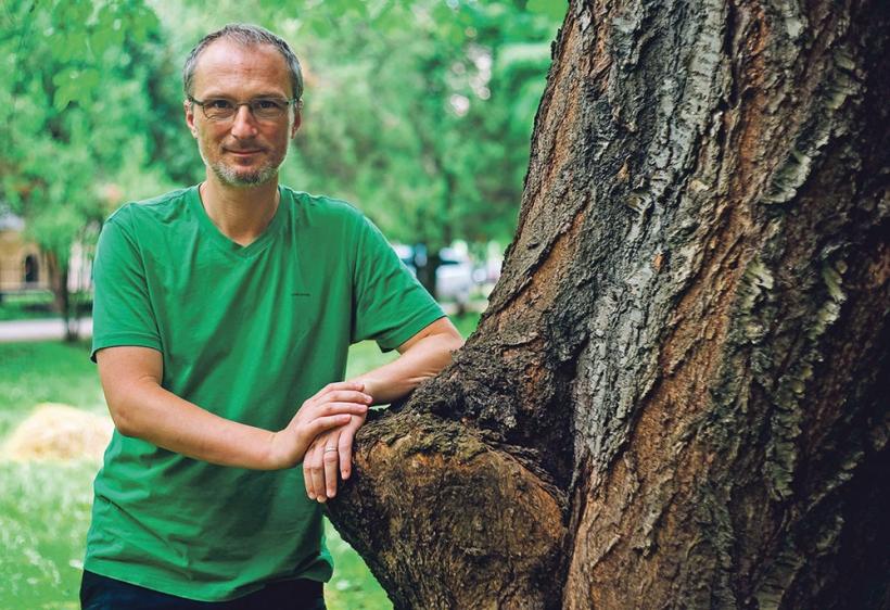 Monument al naturii transformat în dezastru ecologic: Carasul argintiu și Ministerul Mediului distrug Lacul Sfânta Ana 18902977