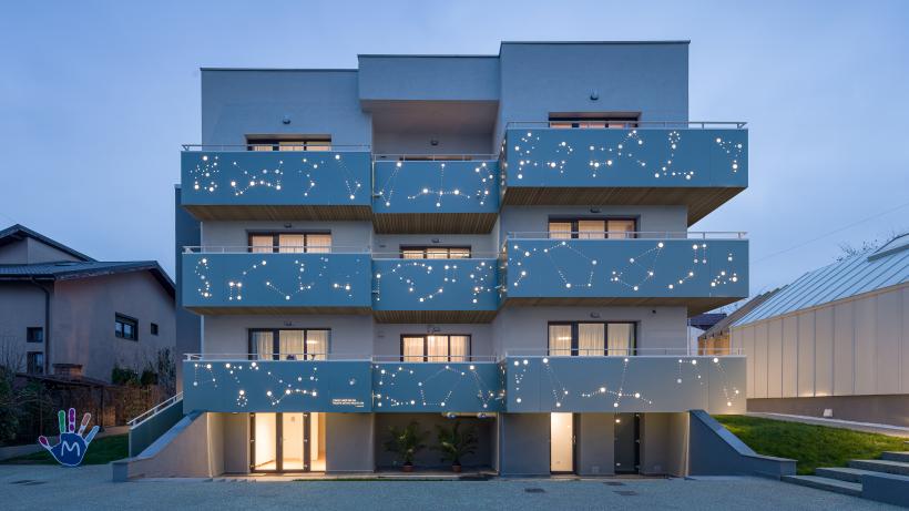 Fundația Love Button face voluntariat pentru Asociația Magic în zilele concertelor Coldplay din România  18903170