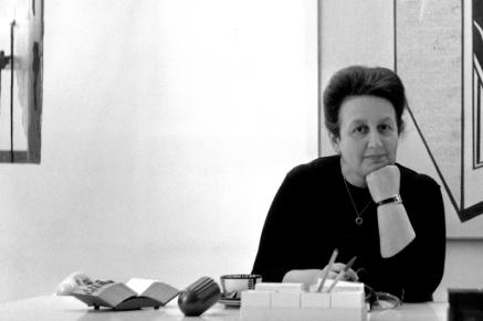 Muzeul Național de Artă al României, Ambasada Italiei în România și Institutul Italian de Cultură din București prezintă expoziția ILEANA SONNABEND & ARTE POVERA 18903178