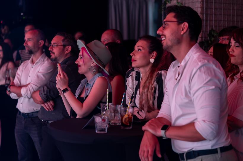 Șamponul anti-încărunțire cu efect de repigmentare 18903221