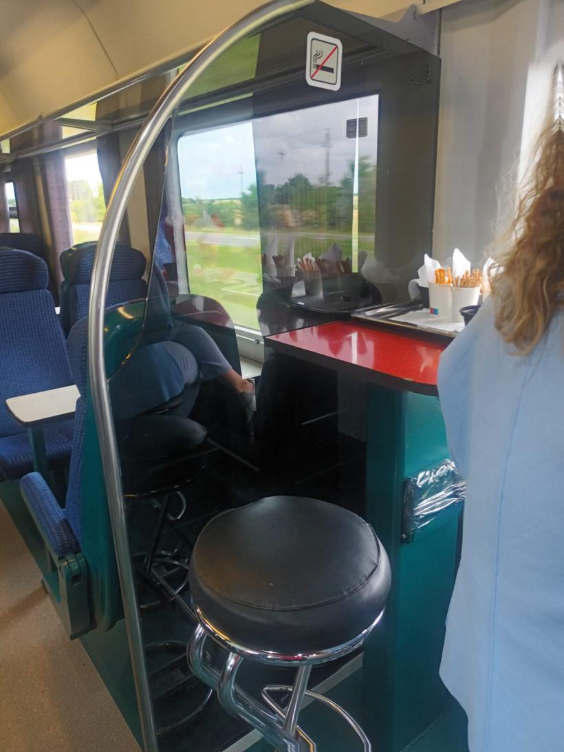 Trenul CFR Călători ajunge în 2 ore pe Litoral 18903468