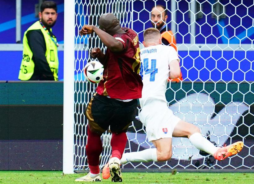 Scandal pe arbitraj la Euro 2024, după golul anulat Belgiei pentru henț 18903903