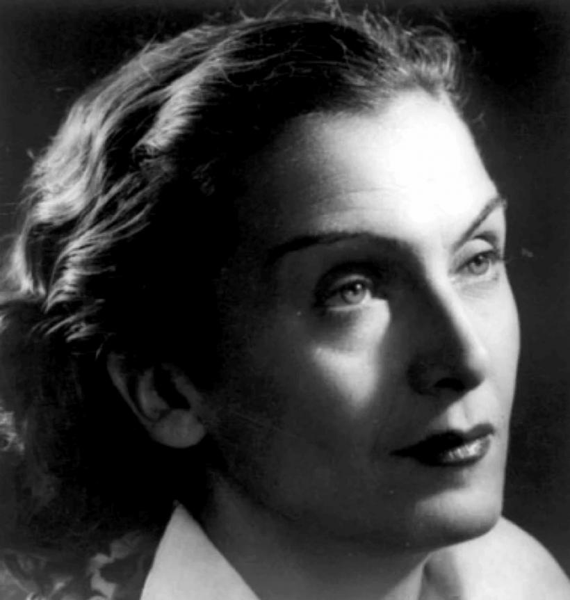 „Singura bijuterie purtată de Maria Tănase până la moarte”, un inel din aur, cu safir – în licitație la Artmark 18903784