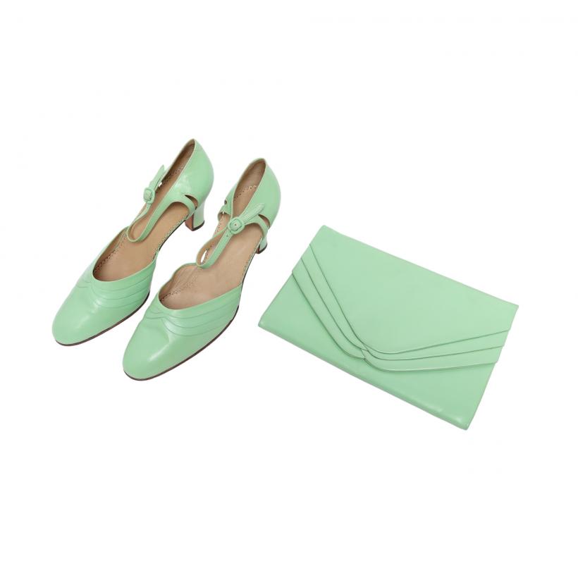 „Singura bijuterie purtată de Maria Tănase până la moarte”, un inel din aur, cu safir – în licitație la Artmark 18903785