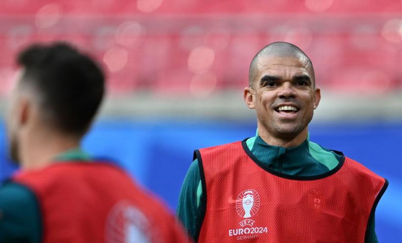 Portughezul Pepe a devenit cel mai vârstnic jucător din istoria Campionatului European. Câți ani are fotbalistul?