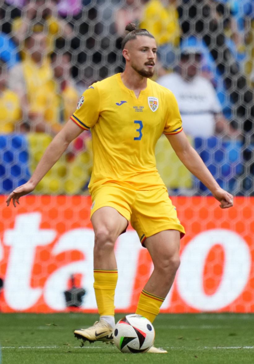 România, țara fotbalului bine făcut. Naționala a jucat incredibil, cum nu a mai făcut-o de foarte mulți ani 18903847