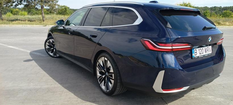 BMW de şcoală veche. Cum merge o maşină sport de familie 18904310