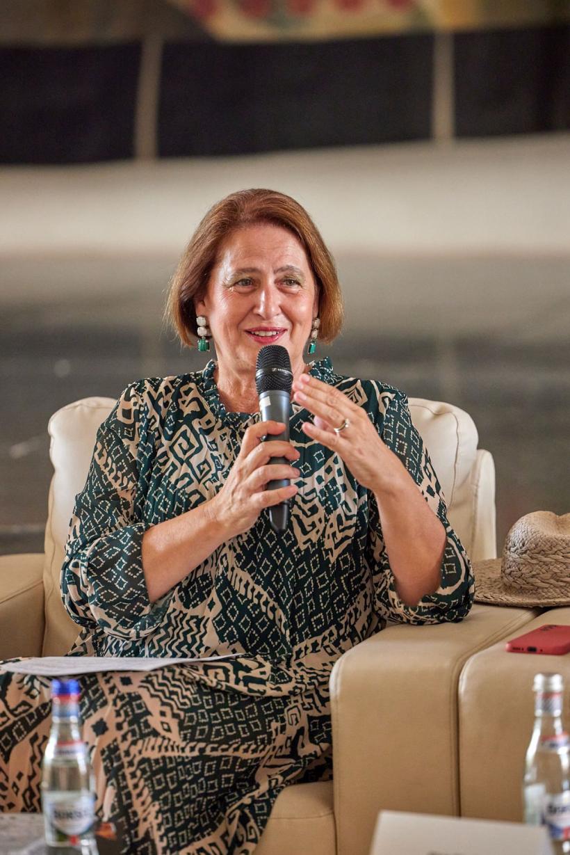 Întâlnirile JTI, la aniversarea a 25 de ani, cu B.Dance. „Alice”, un spectacol poetic, puternic, ca un film 18904353