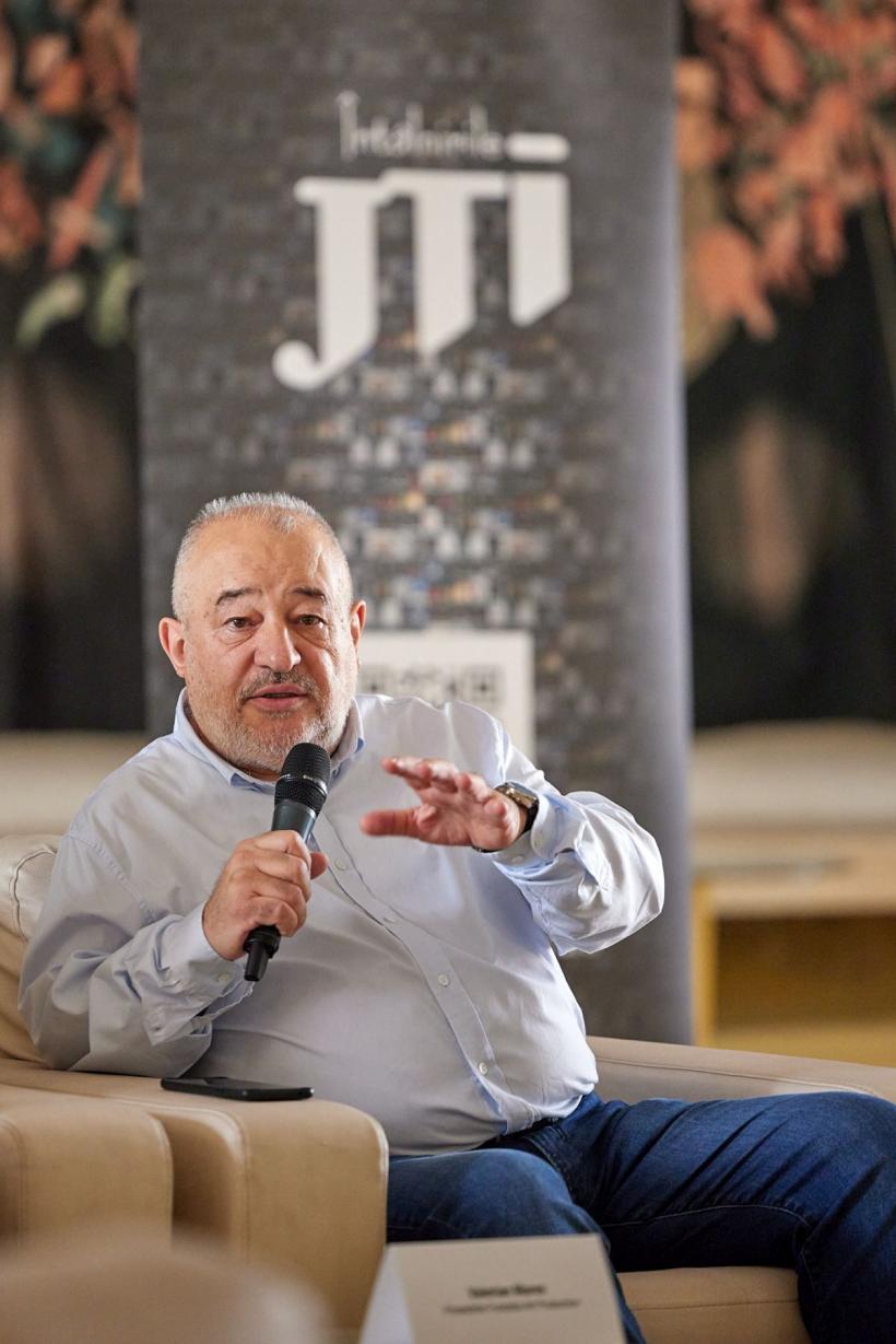 Întâlnirile JTI, la aniversarea a 25 de ani, cu B.Dance. „Alice”, un spectacol poetic, puternic, ca un film 18904357