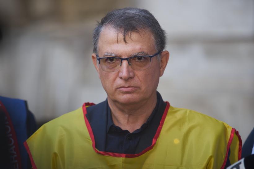 Bogații neștiuți ai României. Muncitorii sunt cei mai darnici patroni: 7.000 €/lună, venitul unui lider de sindicat. JURNALUL prezintă dinastiile românești de la conducerea mișcării sindicale 18904711