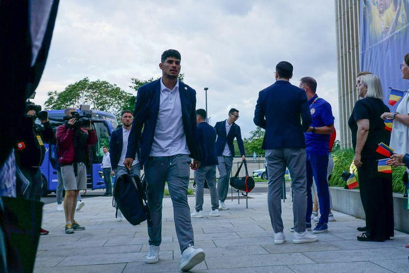 Tricolorii se pregătesc intens pentru meciul decisiv cu Slovacia: Echipa asta dă totul. Până la capăt 18904746