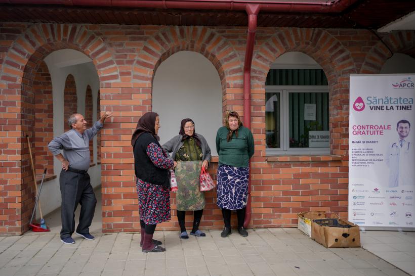 Ce au descoperit doctorii plecați cu o caravană medicală prin satele din țară: 4 din 5 oameni sunt obezi 18905207