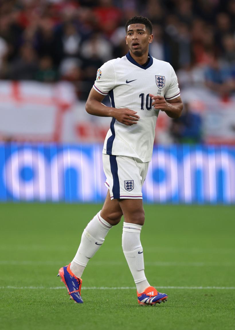 Franța, Olanda, Anglia, Italia, ca la pomul lăudat 18905175