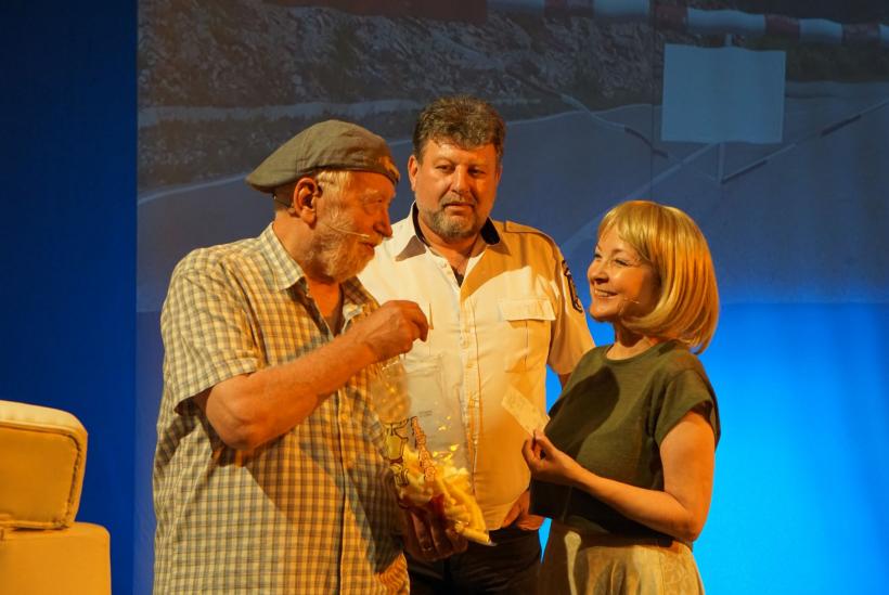 „La granița lui Acasă”, spectacol în premieră absolută, la finalul stagiunii Naționalului ieșean 18905254