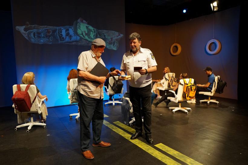 „La granița lui Acasă”, spectacol în premieră absolută, la finalul stagiunii Naționalului ieșean 18905257