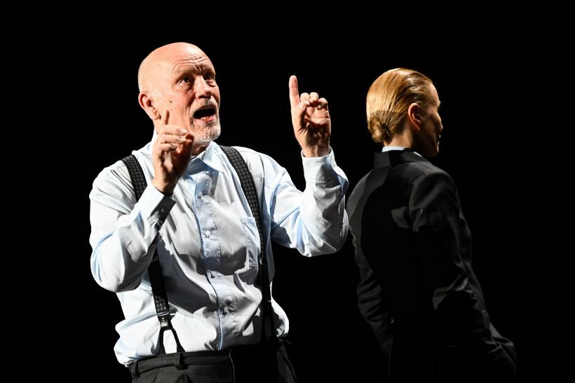 Legendara Isabelle Adjani şi actorul american John Malkovich, în premieră pe scena FITS în a șasea zi de festival 18905435