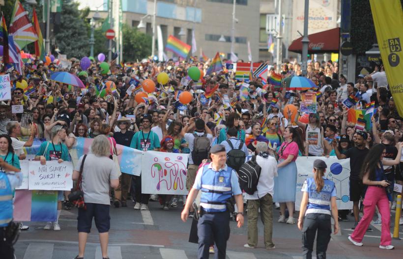 15 amenzi la Marșul Bucharest Pride și Pride Park 18905733