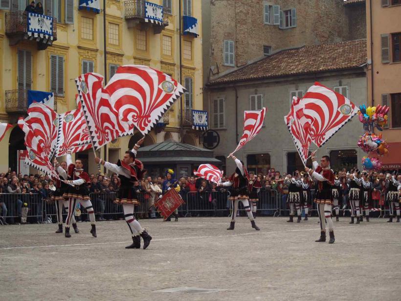 „Străzi Deschise, București – Promenadă Urbană”: Spectacole itinerante internaționale pe Calea Victoriei și multiple activități artistice, în premieră, pe Bulevardul Laminorului din Sectorul 1 al Capitalei 18905565