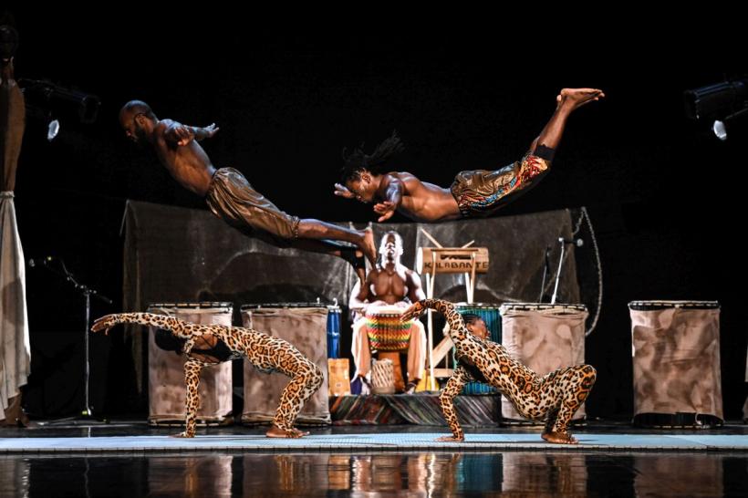 Susanne Kennedy a prezentat spectacolul ANGELA (o buclă în timp) în cea de-a opta zi de FITS 18905678