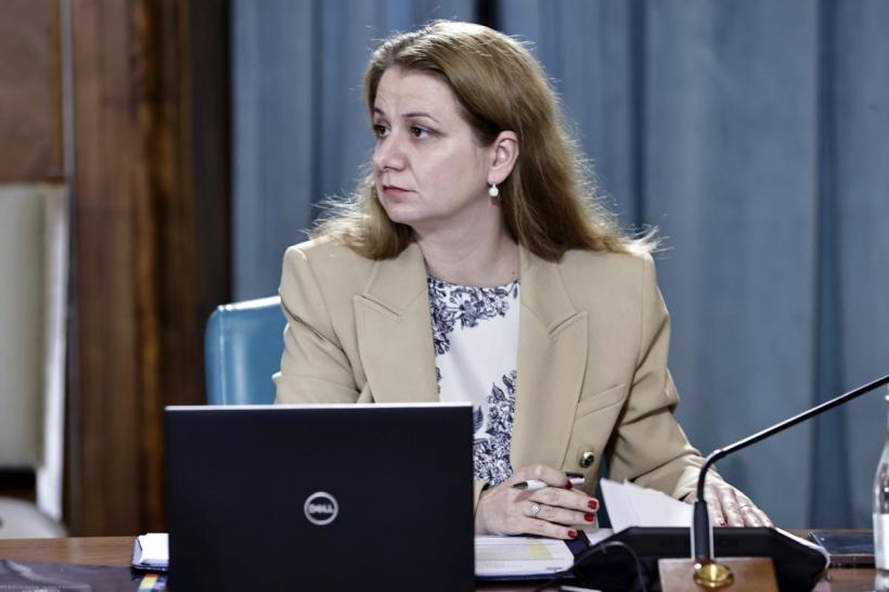 Ligia Deca, mesaj înainte de Bacalaureat: „Nu vă lăsați influențați de ceea ce vedeți pe internet!” 18905801