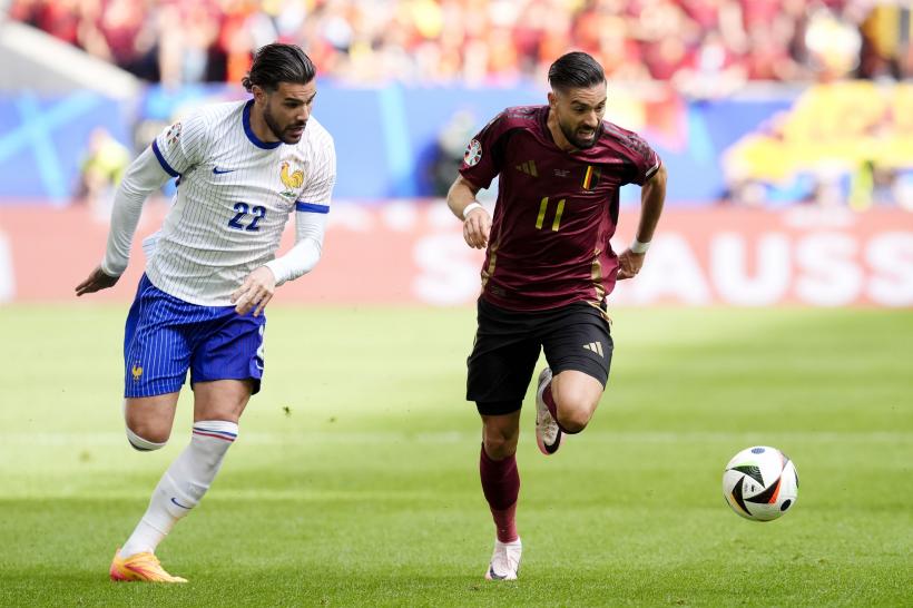 Rezerva de lux Kolo Muani marchează pentru calificarea Franței în sferturi la Euro 2024 18906020