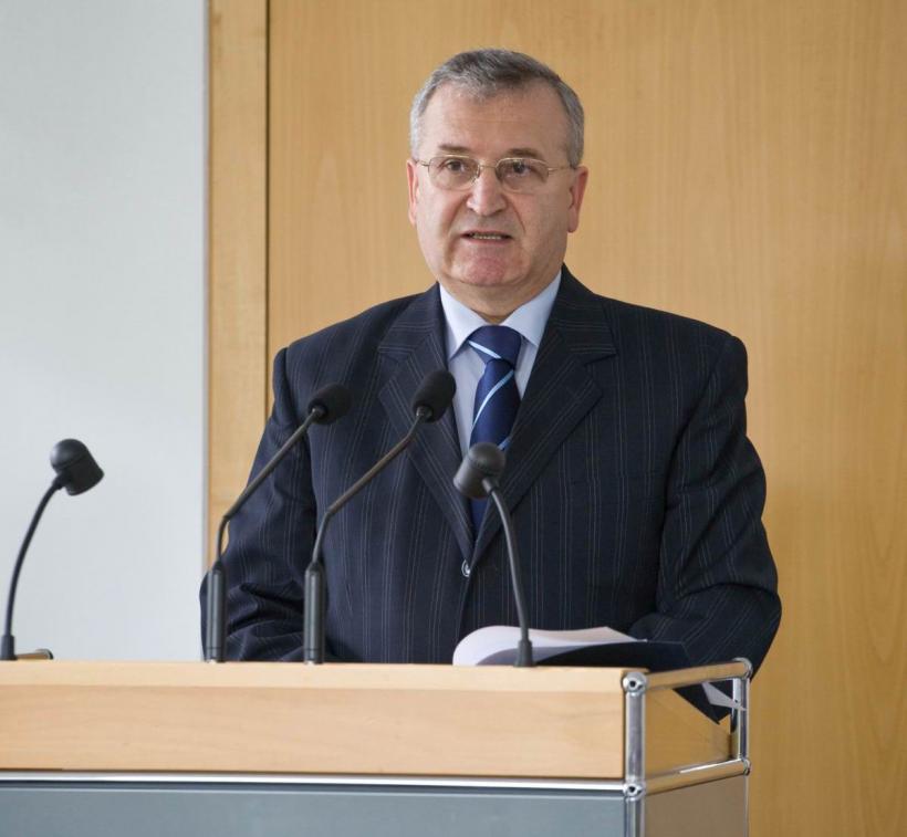 Dialog cu profesorul Vasile Pușcaș la 104 ani de la consfințirea unei păci cruciale pentru România: ​​​​​​​„Prin semnarea Tratatului de la Trianon, Ungaria a recunoscut că era un stat înfrânt în război” 18905821