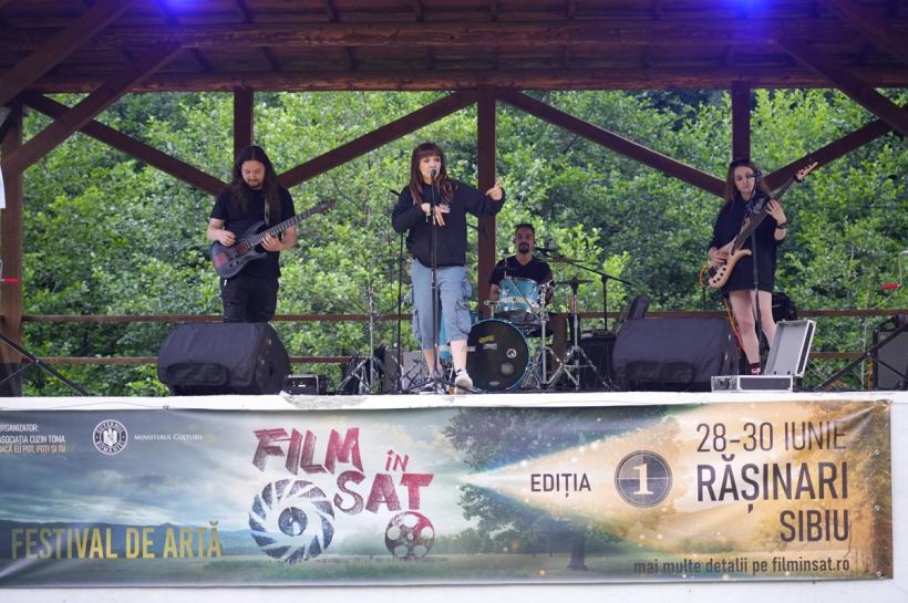 Film în Sat, festival de artă în mediul rural revine la Cernătești, Dolj, între 5 – 7 iulie 18906301