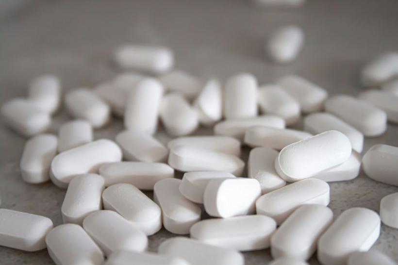 Cum te poate afecta paracetamolul: Comportament riscant și reducerea anxietății