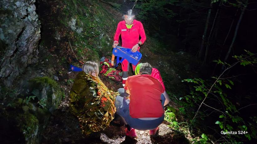 Turiști din Germania, blocați în Munții Bucegi, pe Jepii Mari 18906561