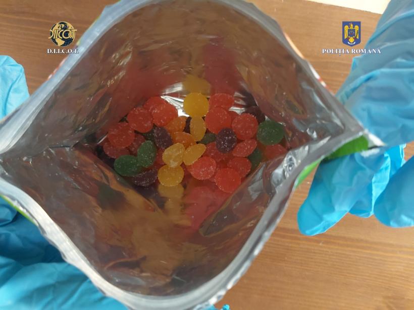 Jeleuri cu droguri pentru copii, la Constanța: O fetiță de 3 ani a ajuns la spital, în supradoză 18906650