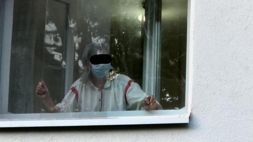 Poveștile horror s-au născut la bloc. Maria, moroii și mortul ținut zece zile în casă 18907061