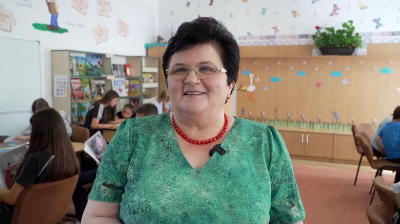 O carieră marcată de excelență: Profesoara Daniela Ceredeev promovează liderii de mâine și devine finalistă a campaniei „Liga Profesorilor Excepționali” a Fundației Dan Voiculescu pentru Dezvoltarea României