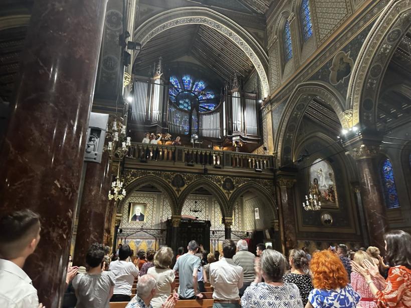 Turneul Național ”Orgile României” 2024. Organiștii Eduard Antal și Maria-Luisa Andrici concertează, pe 12 iulie, pe o orgă  oferită de regele Carol I localnicilor din Săbăoani, Neamț 18907079