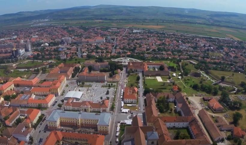 Cetatea Alba Carolina, unul dintre cele mai impresionante obiective turistice din România! 18908114