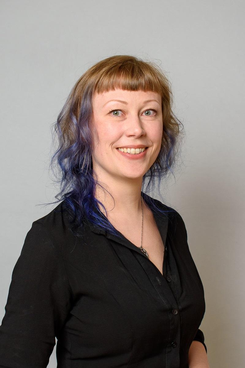 Chronicles from In-Between 495-570 nm - o cronică a lumii naturale evanescente la granița dintre artă, știință și memorie personală 18908072