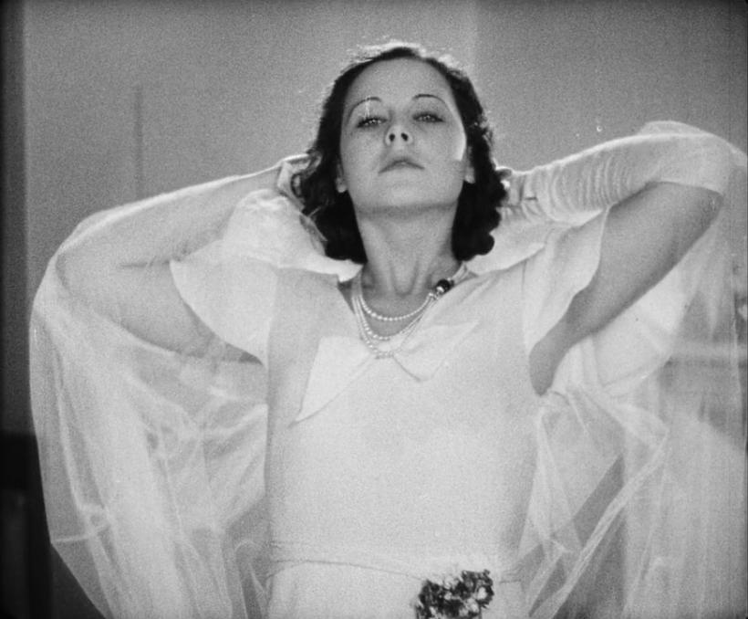 CINEVARA#6: Corp socialism la Rezidența9 18908092