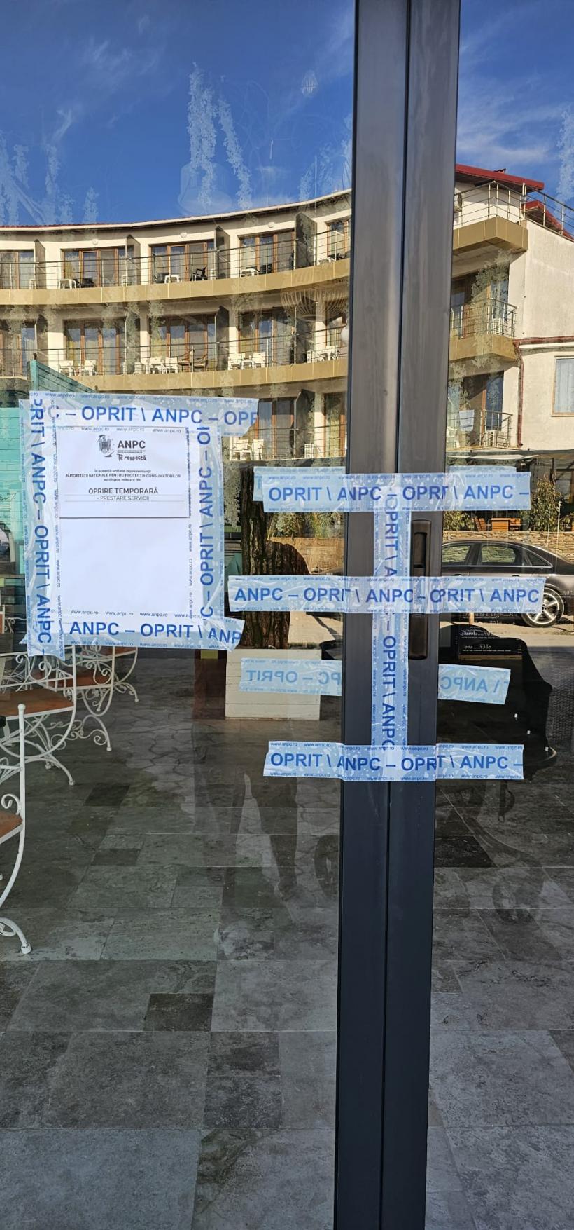 Fenomen pe litoral: firme care fac nudism 18908035