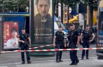 Un poliţist a fost înjunghiat de un individ dat afară din magazinul Louis Vuitton, la Paris 18908458