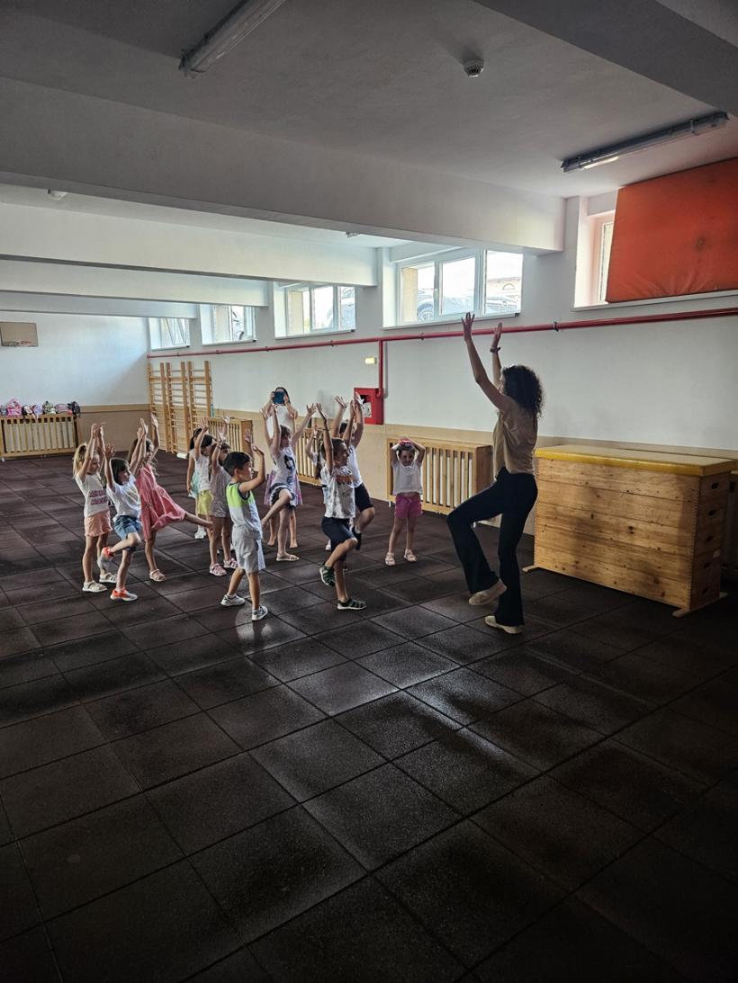 Proiectul artistic interdisciplinar Arborescent reunește ecologia, artele vizuale, și tehnologia de ultimă oră, sub semnul accesibilității și inclusivității 18908274