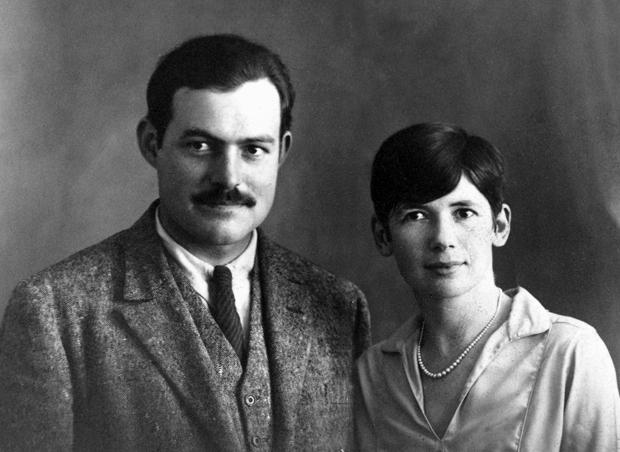 Hemingway, unul dintre cei mai influenți scriitori ai secolului XX, care a revoluționat literatura universală